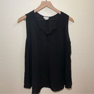 Sienna Sky sleeveless blouse with tie front size Large